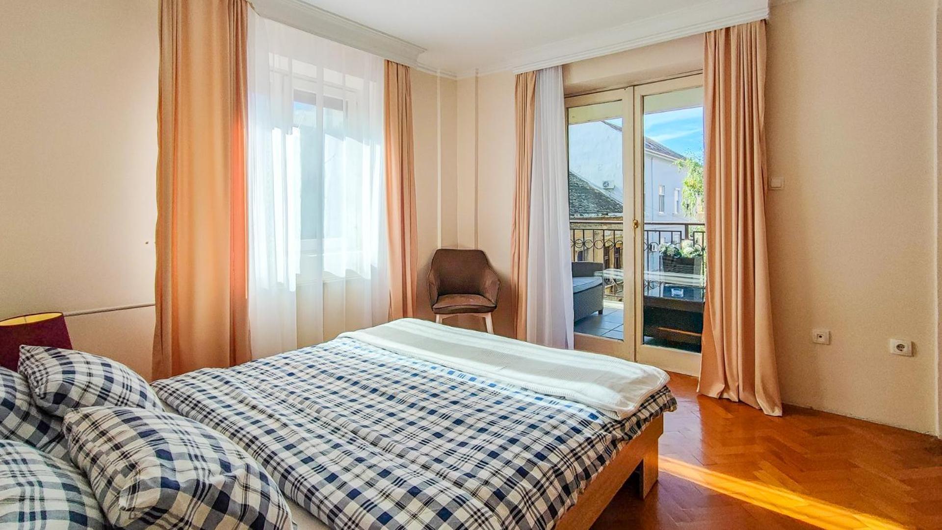 Filinhome Jaksica Suite Novi Sad Luaran gambar